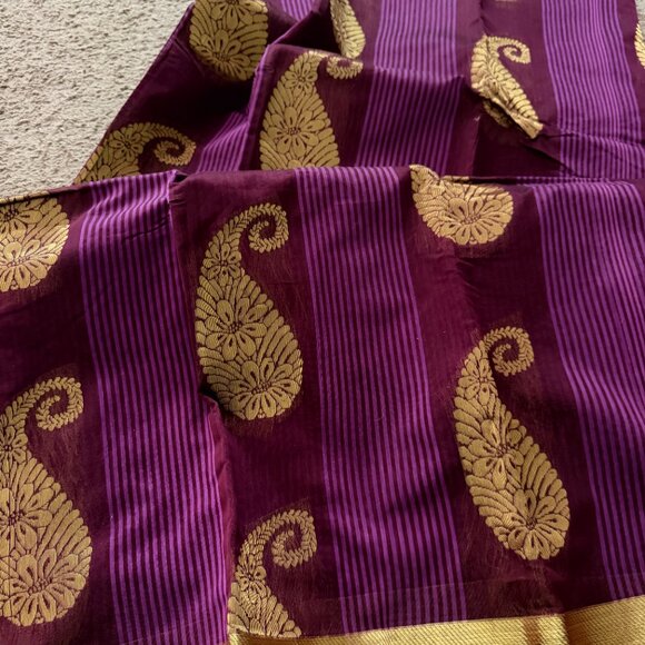 Indian Silk Saree - Handloom zari weaving cotton silk saree - Maroon Silk Saree - Picture 6 of 7